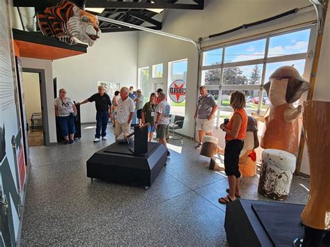 fascinating giants museum  illinois      heard