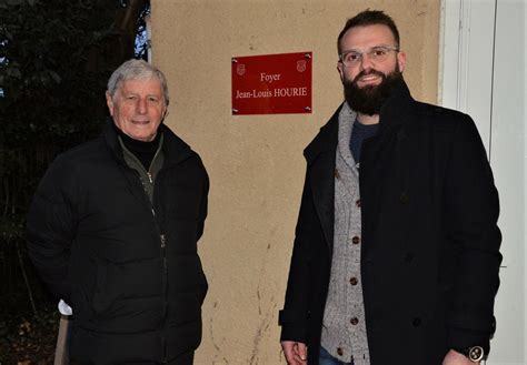 Pau Bizanos Le Foyer De La Jab Porte D Sormais Le Nom De Jean Louis