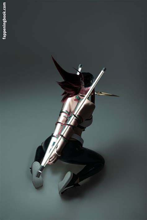 ANNA PAVLENKO ARI ANNA ARIANNA COSPLAY LancerAri Ari Anna Arianna Nude