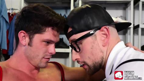 Gay With Glasses Fist Fucked And Gaped By Hunky Buddy