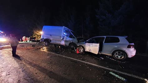 An verbotener Stelle Lkw überholt Schwerer Unfall auf der B90 bei Saaldorf