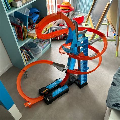 Circuit Hot Wheels Motoris Hot Wheels Beebs By Kiabi