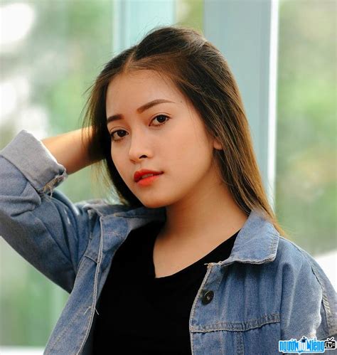 Hot girl Hằng Meily