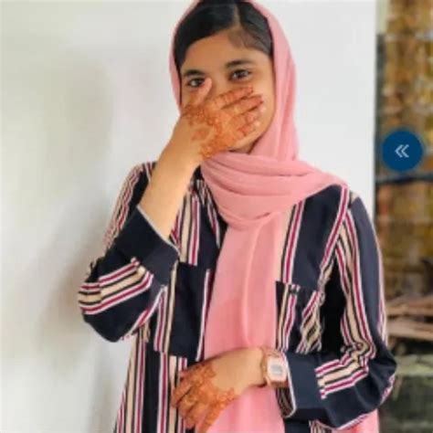 Dehati 村哥操了她的 dever latina 美丽热辣的自拍亲吻大胸部与 rinki 硬操 xHamster