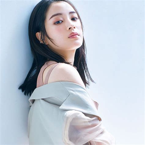広瀬すずさん「最近、周りに頼れるようになりました」｜『美的』7月号スペシャルインタビュー | 美的.com in 2024
