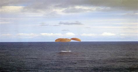 Apollo 13 Splashdown The Moment The Command Module Splashes Down In