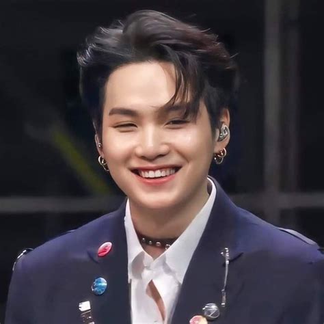 Bts Billboard Hot Listesinde Lk S Ran N Sahibi Olarak Tarih Yazmaya Devam Ediyor Korezin