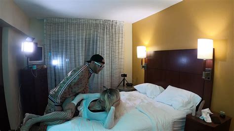 Rapper Fucks Trans College Student American Shemale Amateur Porn By Onlyfans Xhamster