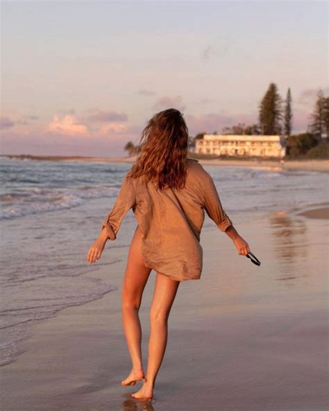 Georgia Gibbs Hot Barefoot Photos The Fappening