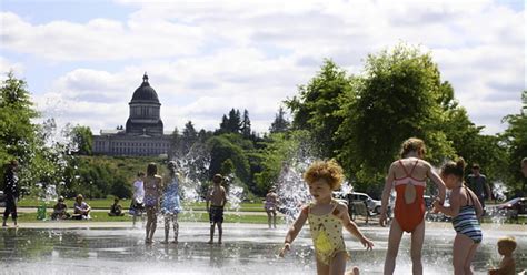 Heritage Park Fountain Experience Olympia