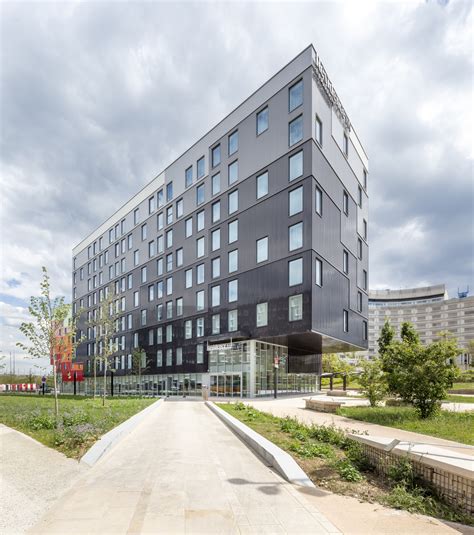 Gallery of Marriott Paris CDG Airport Hotels / Manuelle Gautrand