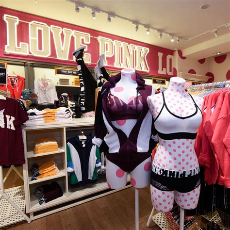 Malaysias First Victorias Secret Lingerie Store Opened In Mid Valley Megamall Kuala Lumpur