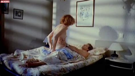 Naked Sharon Marino In Spiando Marina