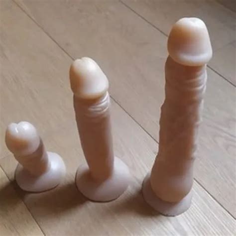 Blondine Rasiert Sich Fuer Den Nachbarn Und Spielt Mit Dem Dildo XHamster