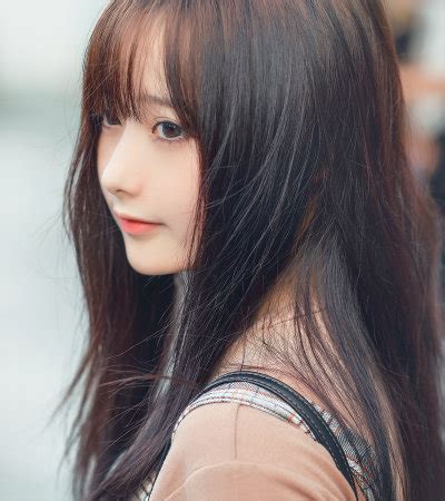 Modelka Saraydoll na kameře živá sex show a chat zdarma Stripchat