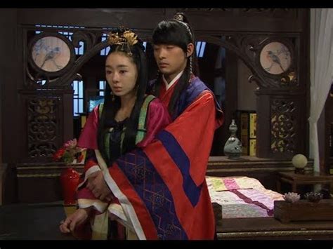 HOT 제왕의 딸 수백향 회 설희를 뒤에서 와락 안은 진무 저와 공주님 단 둘 뿐입니다 YouTube