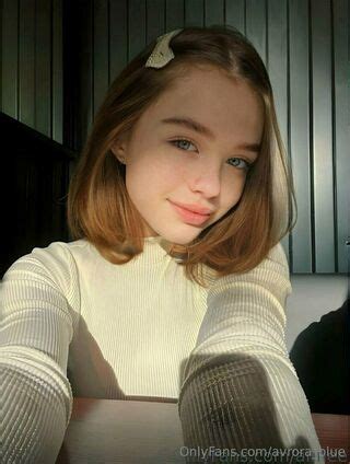 Avrora Blue Nude OnlyFans NudoStar TV