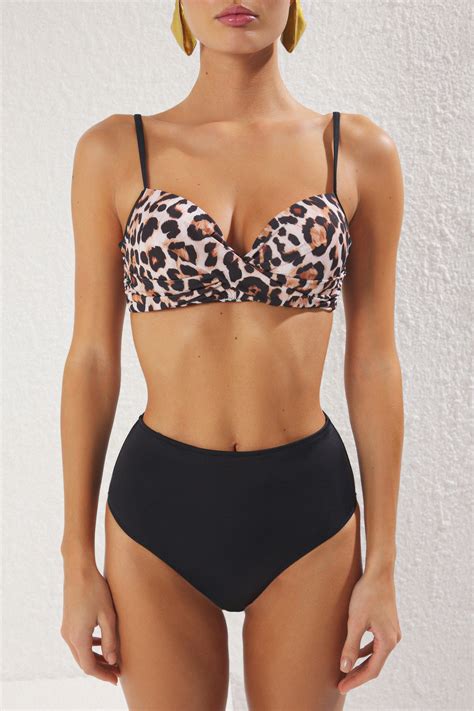Trendyolmilla Leopar Desenli Balkonet Balenli Yüksek Bel Regular Bikini Takımı TBESS25BT00124