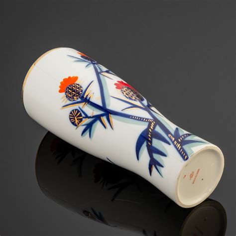 Ваза «Чертополох», форма «Стройная», автор формы С.Е. Яковлева, автор ...