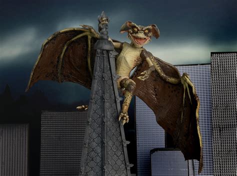 Closer Look: Gremlins 2 Deluxe Bat Gremlin Action Figure