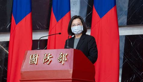 Lawan Ancaman China Taiwan Perpanjang Durasi Wajib Militer