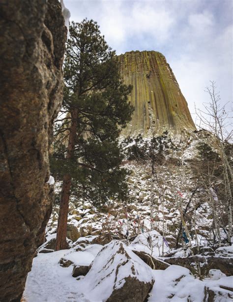 Visiting Devil's Tower in Winter - The Break of Dawns