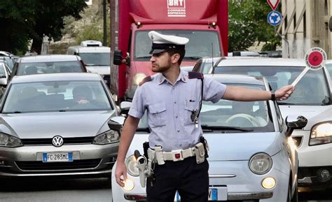 Psicodramma Traffico Incidenti E Cantieri Una Mattinata Da Incubo