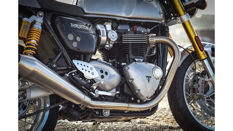 Fahrbericht Triumph Thruxton R Und Triumph Bonneville T120