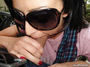 Close Up Albanian Pussy Blowjob XXX Dessert