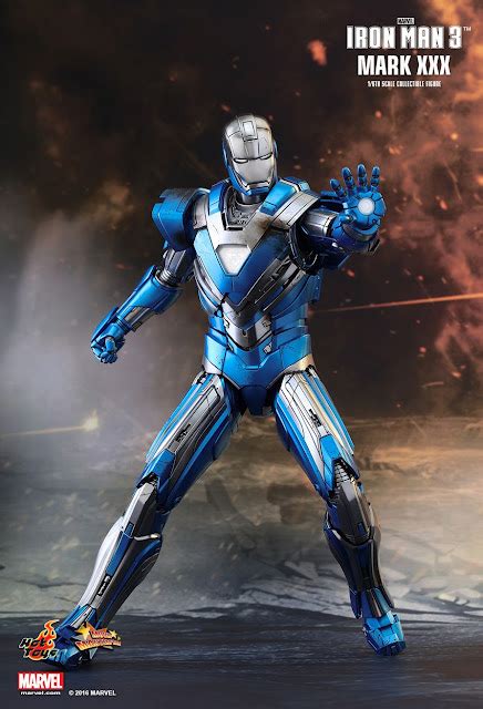 Toyhaven Hot Toys MMS391 Iron Man 3 1 6 Scale Blue Steel Mark XXX 30 Cm Tall Collectible Figure