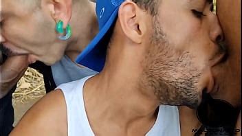 Pegacao Gay Videos XVIDEOS