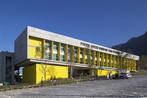 Prepa Udem Logo