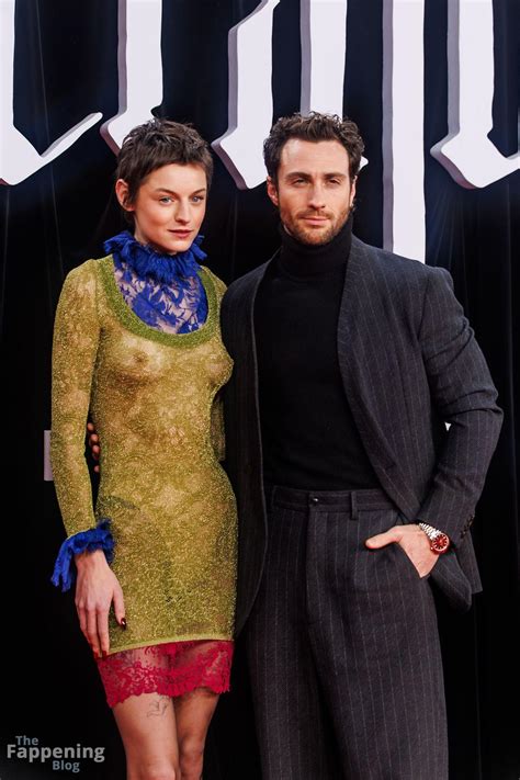 Emma Corrin Shows Off Her Nude Tits At The Nosferatu Premiere In Berlin Fappening