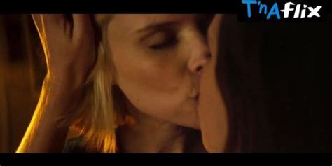 ELLEN PAGE KATE MARA MY DAYS OF MERCY LESBIAN SEX SCENES Tnaflix