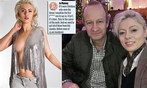 Hot Sexy Jo Marney Bikini Pics