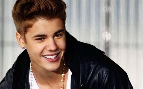 Justin Bieber Il Cantante Canadese Compie Anni Gay It