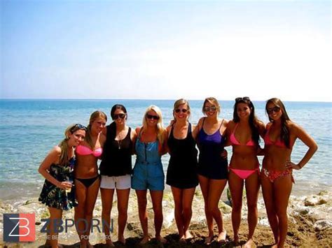 More Facebook Tarts Comment And Rate ZB Porn