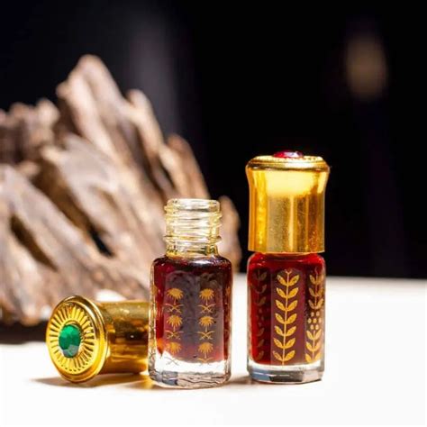 Oud What Is Oud Oudh In Fragrance