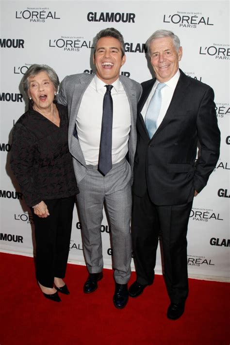 Hot Sexy Emily Rosenfeld Bikini Pics