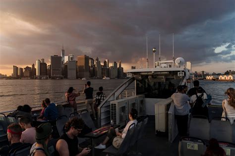 A 52 Billion Proposal Aims To Protect New York Harbor From Storm