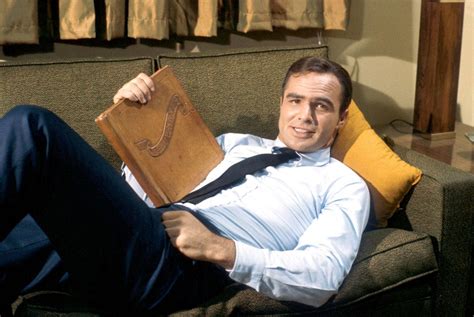 Burt Reynolds – From Hollywood’s Highest Paid To Bankruptcy Crashes