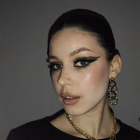 Erica Miss Nude On Cam Live Sex Chat On Fapchat