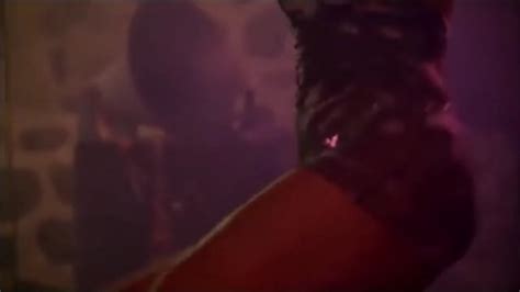 Naked Vanessa Kobi in La mesa que más aplauda