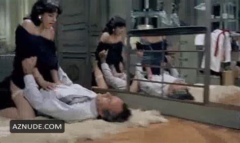 ILMA DE WITTE Nude AZNude