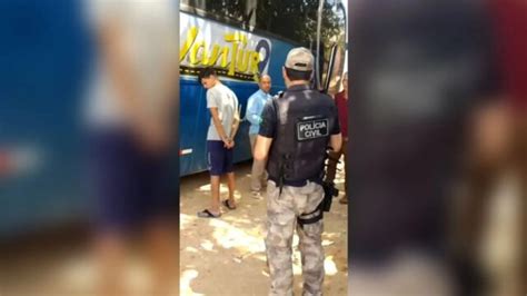 Acusado de matar homem a marretadas é preso em ônibus em Teixeira