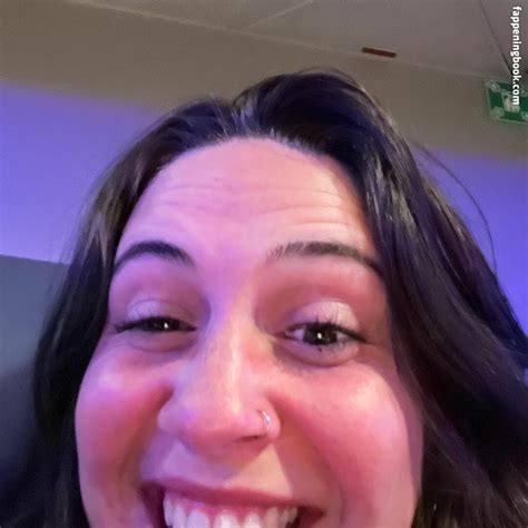 Bea Miller Nude OnlyFans Leaks Fappening FappeningBook