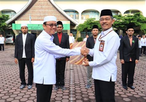 Dai T Siap Syiar Ramadan Di Mentawai Ini Pesan Kakanwil Kemenag Sumbar