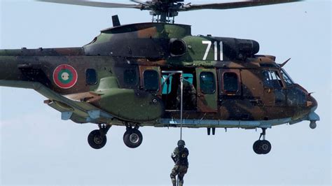 Българските ВВС демонстрираха способностите си пред висши военни от ЕС ...