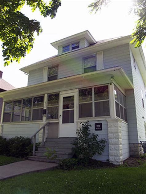 Gustav House A, 608 39th St. | Augustana College