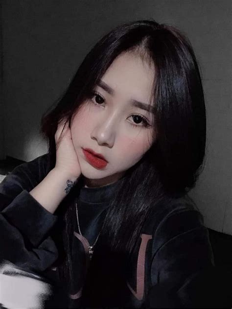 Loạt ảnh cực mlem của hot girl nhún nhảy remix Hạ còn vương nắng Tinmoi